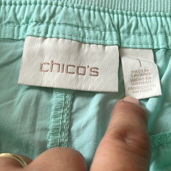 Chicos, Capri pants, size - Medium, lightweight, colour- seafoam - Picture 3 of 5